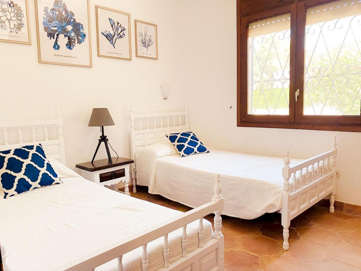 Villa Dos Calas - Bonita Villa De Estilo Rustico Y Piscina De Agua Salada 라메틀라 데 마르 외부 사진