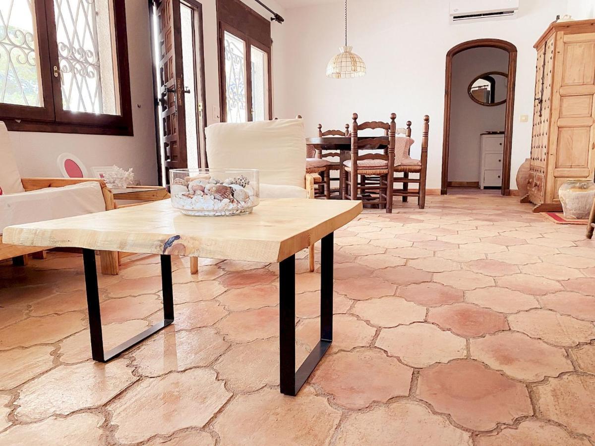 Villa Dos Calas - Bonita Villa De Estilo Rustico Y Piscina De Agua Salada 라메틀라 데 마르 외부 사진